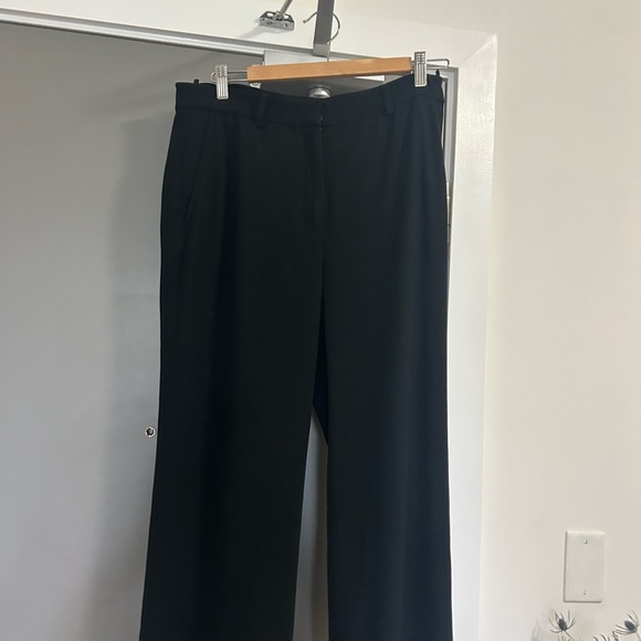 [SOLD] Wilfred Crop Flare Trouser (Sz 6, Black) - Picture 2 of 2